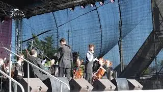 Алисия Джеймс ."Mono mono mono mo"