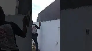 Cara plaster dinding