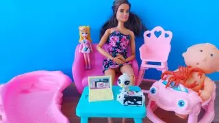 Bu Nasıl Bebek Ya Devasa Polly Pocket Barbie