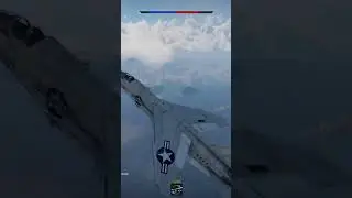 ¡F8U2 Derriba AV8A En Combate Aéreo! #warthunder #jet #viral #shorts #fyp #foryou