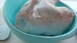 Красота просто. Бройлеры. Два месяца и ты с мясом на зиму..Круто.