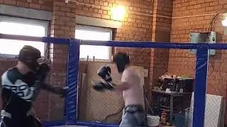 ММА спарринг 3 по 5 мин(2)