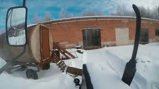 Мтз-82. Чистка территории после февральских снегов