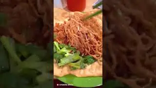 Makan Mie Yamin Pangsit Baso Urat di Mie Ayam Baso Monalisa