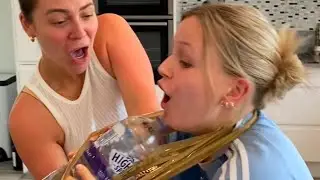 Girls will be girls 😂