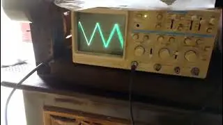 Perbaikan Function Generator GW Instek GFG-8015G.