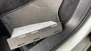 Dust and Pollen Air Filter Replacement Tutorial | VW Jetta MK6 1.8T