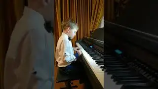 02 Кузнецов Илья - Голубые санки