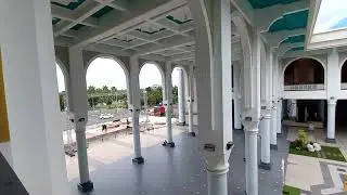 Jalan Jalan di Masjid Al Akbar Surabaya