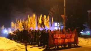 Смолоскипна хода в честь загиблого бійця Азову Андрія Снітка в Маневичах