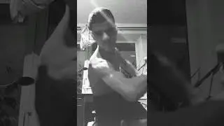 четырнадцатилетний мальчик накаченный