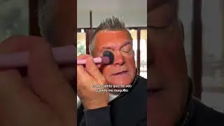 How I feel when I put on makeup