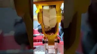 Testing fully plastic dosers for mineral fertilization / Laumetris