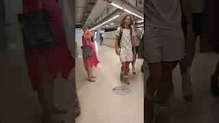Метро в Марселе .Франция.