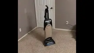 Oreck XL21 (XL21-750ECB) Lightweight Upright Vacuum (An Oreck Improved)