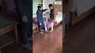 Sachin Tendulkar met with Amir and gifted him a bat with his autograph #sachintendulkar #kashmir