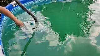 первый запуск нового подводного пылесоса для бассейна