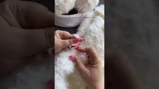Вязанное пальто спицами из букле