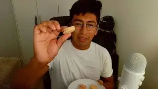 Comiendo Alfajorcitos!! Volví después de tiempo! ASMR o algo así