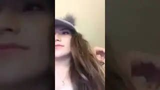 İKİ TÜRK KIZIN CANLI YAYINDA EROTİK KONUŞMALARI