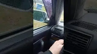 Дела Ушачи.Директор ЖКХ Сидюк не видит мусор