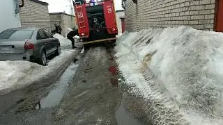 Обо на сгорел гараж соседа с машиной