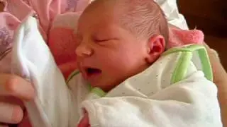 Hania - mam dwa sliczne oczka (pierwszy dzień życia!)