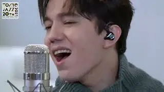 Vejam pessoal Dimash kudaibergen um dos melhores cantores do mundo