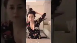 safa marwah pamerin body