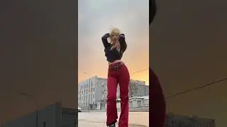 С КЕМ у вас ассоциируется эта песня?
