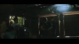 Пеннивайз выходит за прожектор!