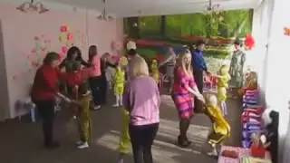 Танец МАМЫ и СЫНОЧКА