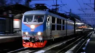 Очень приветливый машинист! ЧС200-009 с поездом № 175 Санкт-Петербург - Москва