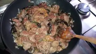 Бустурма (сыровяленый перипел), патрошки и бульончик.