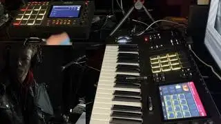 Playing 2 Mpc hooked up midi - MPC Key 61 and Mpc Live Midi