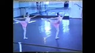 Promotia 2000 -Liceul de Coregrafie (Mijloc)