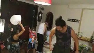 Primos jugando