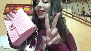Vi faccio vedere cosa ho nella mia borsa 👜