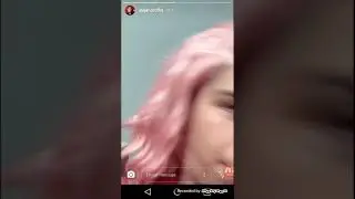 Alex Flores se pone peluca pata que cubra su nuevo look