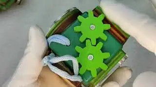 бизикубик модель 2 с зеркалом , busy board