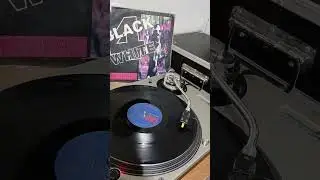 Virada de hoje com essas duas maravilhas da eurodance ! 😍😎Sabadou !!!!
