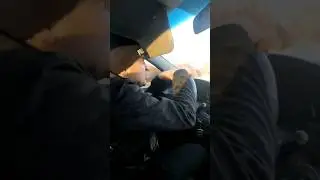 тип водителя : только сдал на права😂