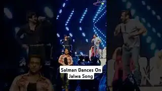#SalmanKhan dances on #Jalwa song at Eco-friendly Ganpati exhibition #ganeshchaturthi