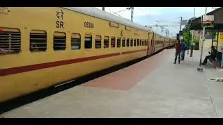 Lucknow-Varanasi Shuttle express announcement at Lucknow charbagh railway station