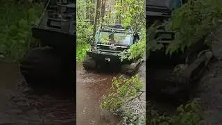 Вездеход Tinger Track2 пробирается по полужидкому бездорожью.                     #tinger #вездеход