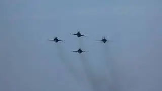 Rasante F-5M FAB - Red Bull Air Race - Rio 2010 (HD)