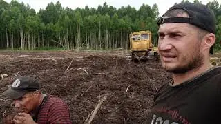 Бульдозер Т-130 Одеваем Гусянку, замена ленивца