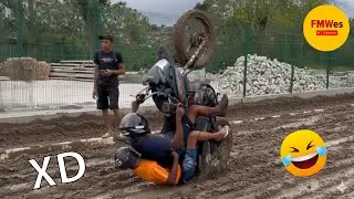 SI TE RÍES PIERDES NIVEL DIOS 