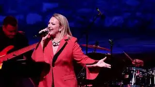 Maja Tatić - U ovom gradu (LIVE)