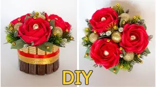 A bouquet of roses in a scotch tape spool ☆ DIY Candy bouquet for New Year's ☆ handmade